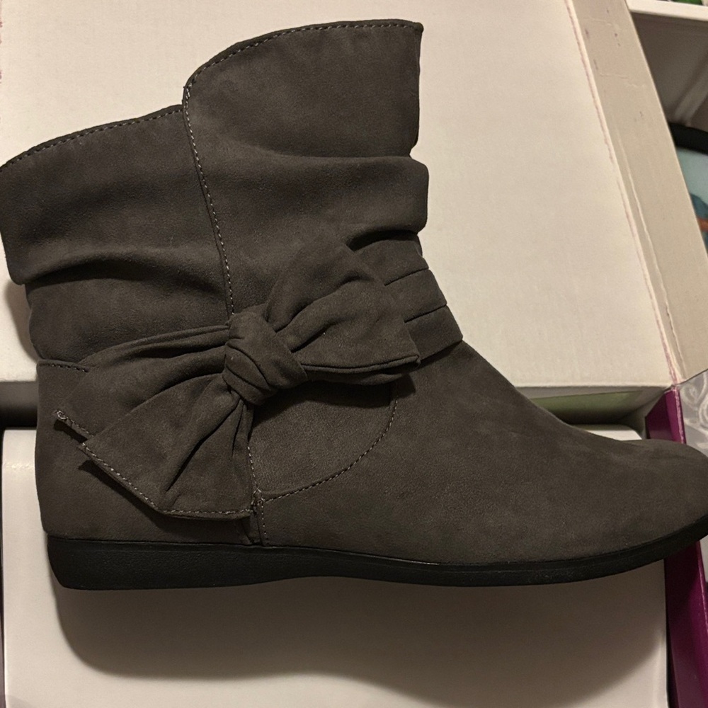 Rampage Dark Gray Ankle Boots with Bow